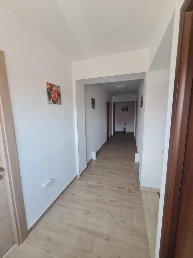 Yuka Hotell Vama Veche Eksteriør bilde